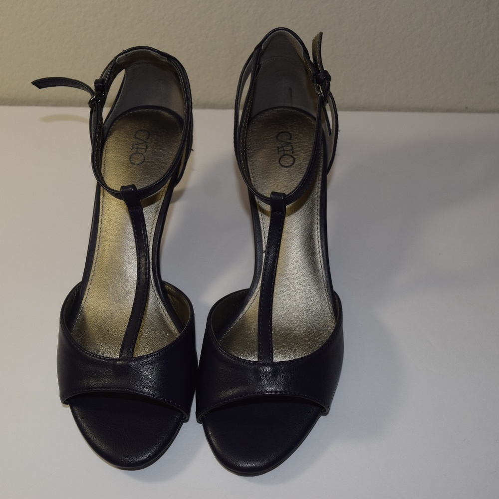 Navy blue women Cato Shoe (NWOT) US Size 7W